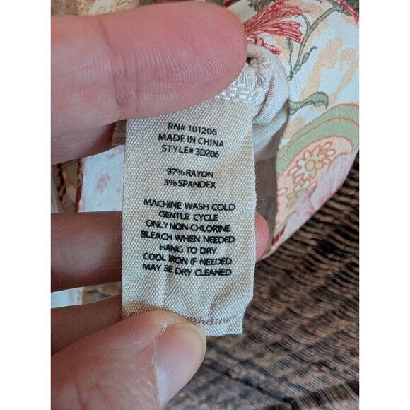 Soft Surroundings Floral Leopard Print Modal Pleated Front Tee Shirt Women's PM - Picture 8 of 8